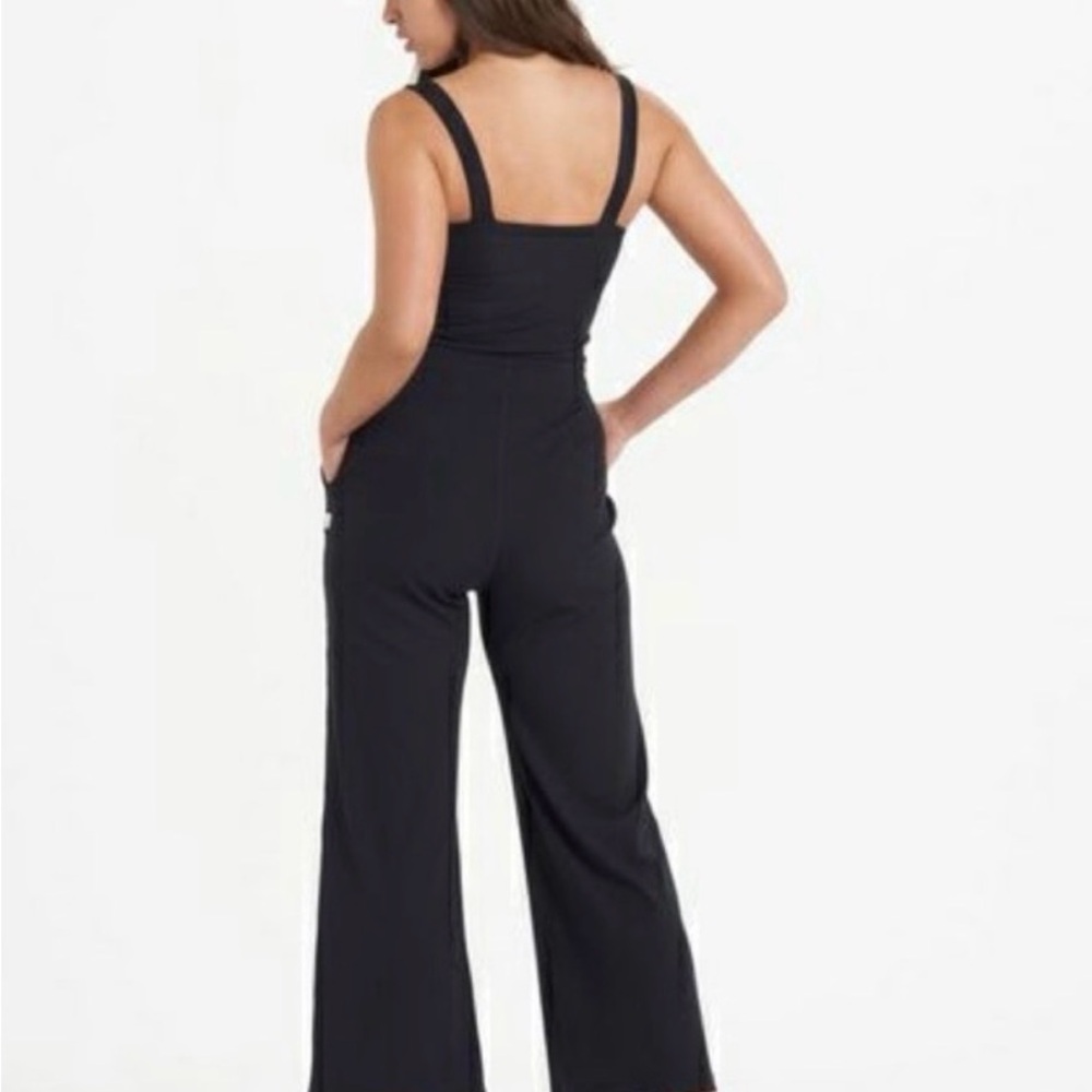 Vuori Pose Mudra Jumpsuit in Black